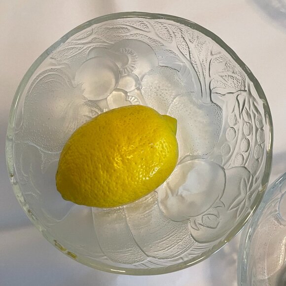 VINTAGE Salad Bowl Set in Frosted Pressed Glass Six (6) Pieces Exc. Condition - Picture 10 of 12